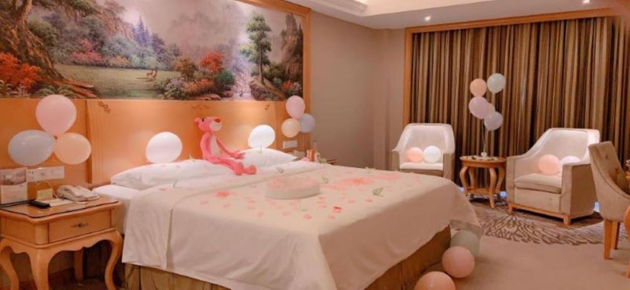 Vienna Hotel Foshan Airport Exterior photo